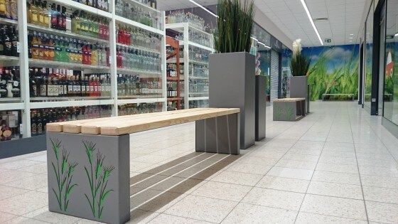 modernizacja centrum handlowego - zieleń zewnętrza i wewnętrzna wraz z małą architekturą